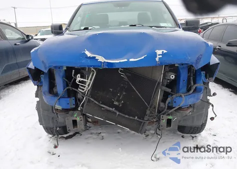 2018 Ram 1500 Express 4X4 6'4 Box из США, поврежденный, VIN 1C6RR7FG9JS247220